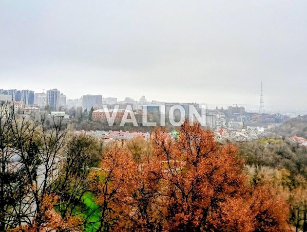 Продаж 2 кім квартири, вул Велика Житомирська 16, 2 поверх, під ремонт