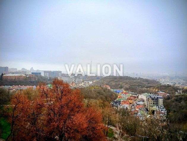 Продаж 2 кім квартири, вул Велика Житомирська 16, 2 поверх, під ремонт