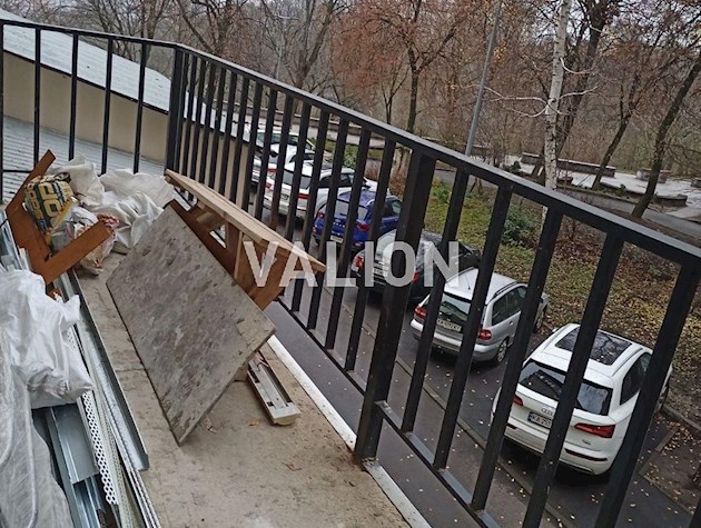 Продаж 2 кім квартири, вул Велика Житомирська 16, 2 поверх, під ремонт