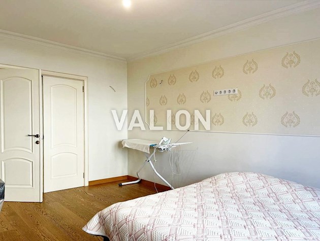 Продаж 3к квартири, пр-т М. Бажана, 7-А, Дарницький р-н, Харківський масив