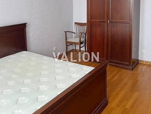 Продажа 3-к квартиры просп. В.Лобановского 126г