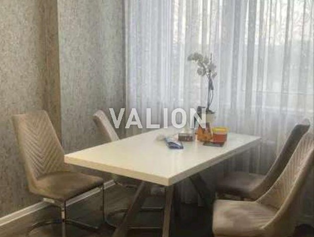 Продаж 2-к квартири Балтійський провулок 3а