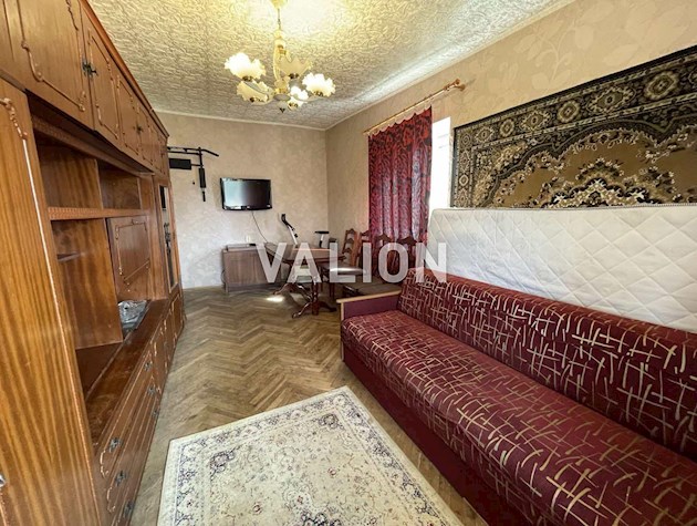 Продается просторная 4 комнатная квартира по адресу ул. Тульчинская, 7, Подольский район, массив Куреневка.