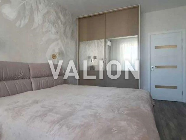 Продажа 3-к квартиры просп. Бажана 14