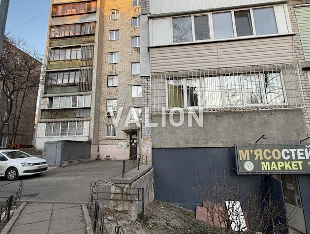 Продаж 3-к квартири вул. Марка Безручка 27/3 Шевченківський район