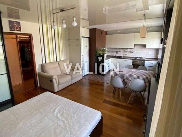 Продаж 2к квартири 53 кв.м. на вул. Героїв полку Азов, 25 Оболонський район