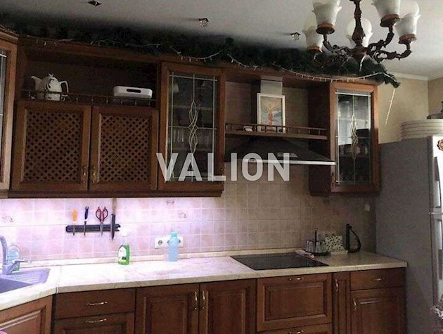 Продаётся 3-комнатная квартира ул. Дмитрия Багалия (Пожарского), 10/15