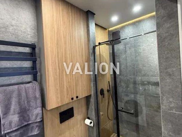 Продам 2к квартиру ул.Салютная ул. 9 ЖК Файна Таун