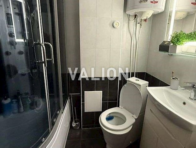 Продаж 2-кімнатної квартири по вул. Шалімова Академіка (Героїв Севастополя), 10а