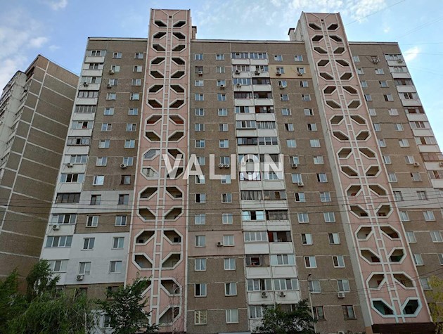 Продаж 2-к квартири на Троєщині на вул. Бальзака 83.