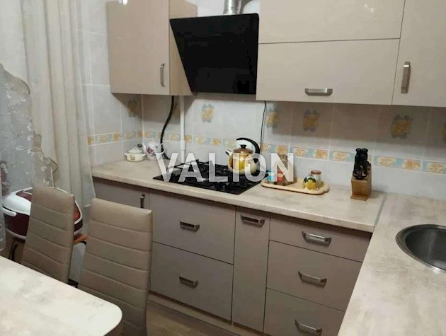 Продажа 3-к квартири ул. Сержа Лифаря 9/61