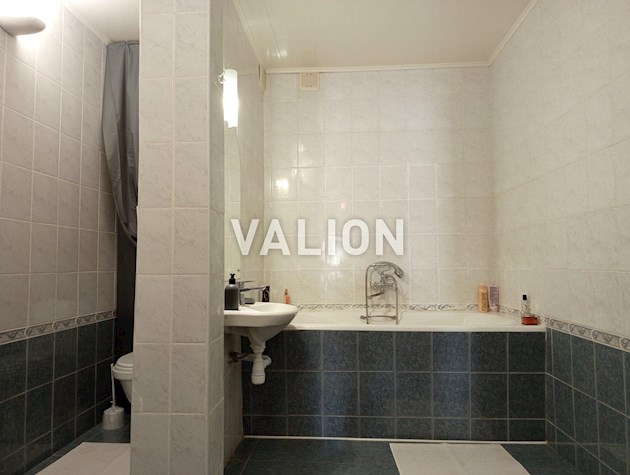 Продам 3-кiмн. квартиру пр. Оболонський 34/1