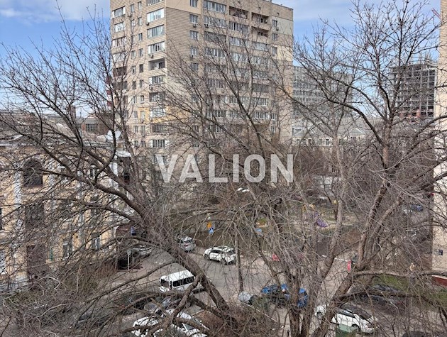 Продаж 2-к квартири вул. Омеляновича-Павленка 14/12