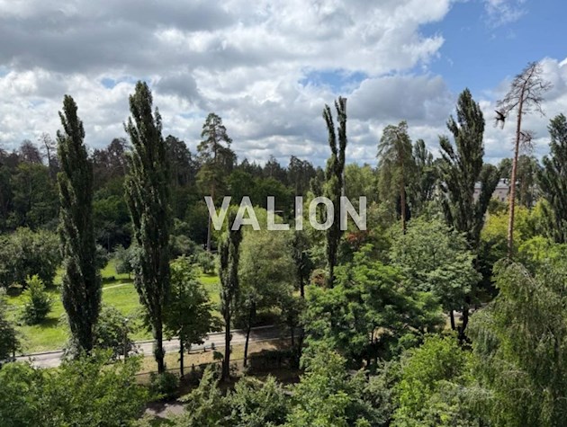 Продажа 2‑комнатной квартиры по ул. Отдыха, дом 12, Святошинский район, г. Киев