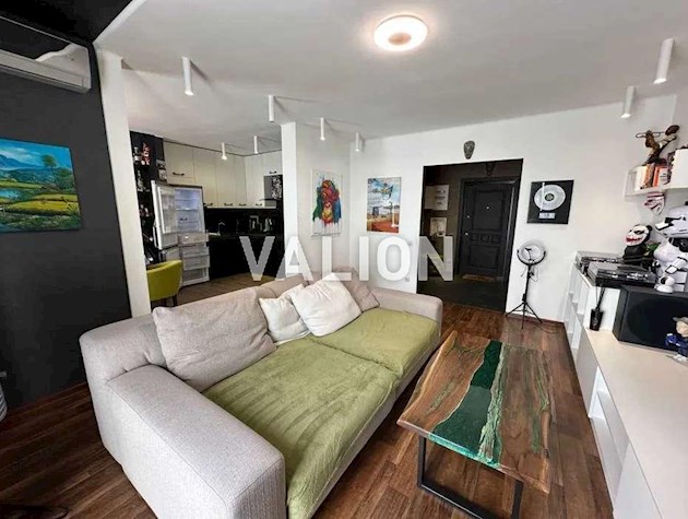 Продажа: 2-к квартира ул. Драгоманова 2а