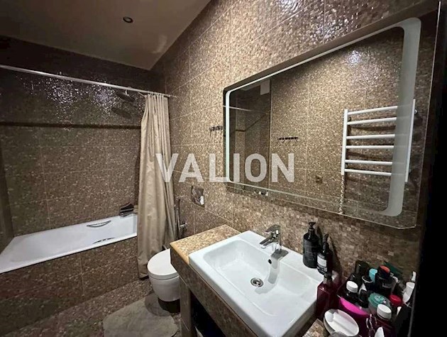 Продажа: 2-к квартира ул. Драгоманова 2а