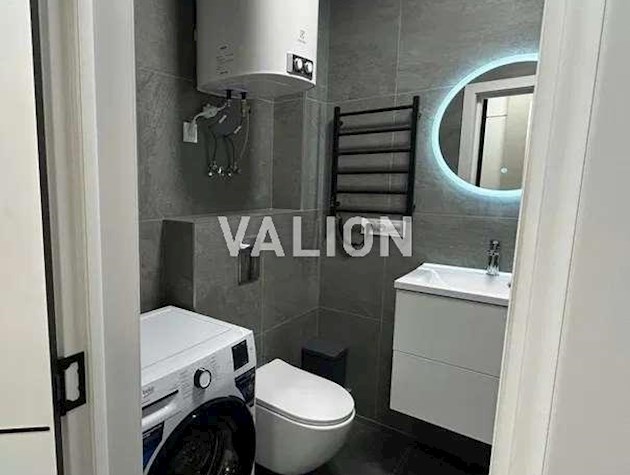 Продажа 1-к квартиры просп. Воздушных сил, 56б