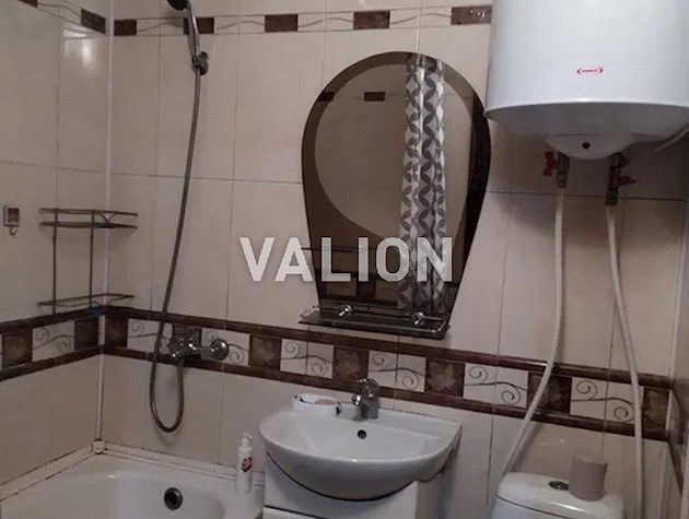 Продажа 1 к. квартиры по ул. Дненпроводская 1. Водогон.