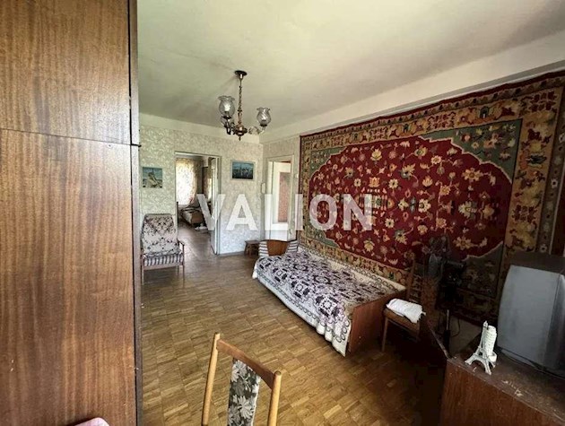 Продам 2 кімн. по вул. Каунаська 8/2. метро Дарниця.