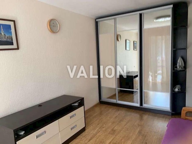 Продаж 2-к квартири вул. Героїв Севастополя 5а