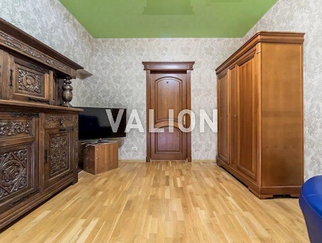 Продаж 2к квартири з ремонтом, вул. Золотоустівська 23 Шевченківський район