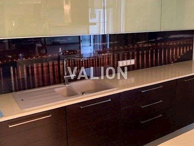 Продаж 3-к квартири вул. Урлівська 11а