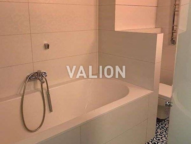 Продаж 3-к квартири вул. Урлівська 11а