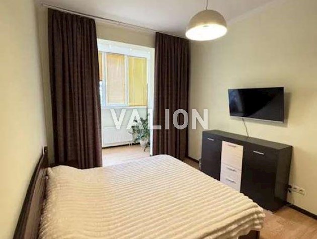 Продаж квартири 1-кімнатної квартири вул. Коновальця, 44а