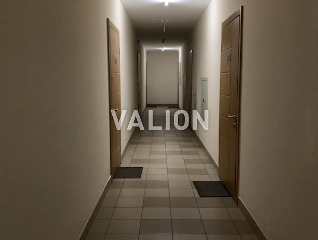 Продам 3 комн. по ул. Богатырская 6а, метро Героев Днепра.