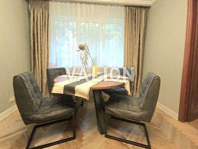 Продажа 3к квартиры 57 кв. м по ул. Василенко 23.