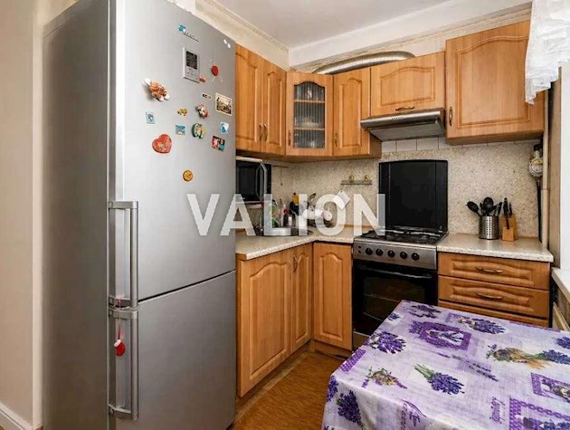 Продам 3-комнатную квартиру на Оболони, ул. Архипенко 10-В