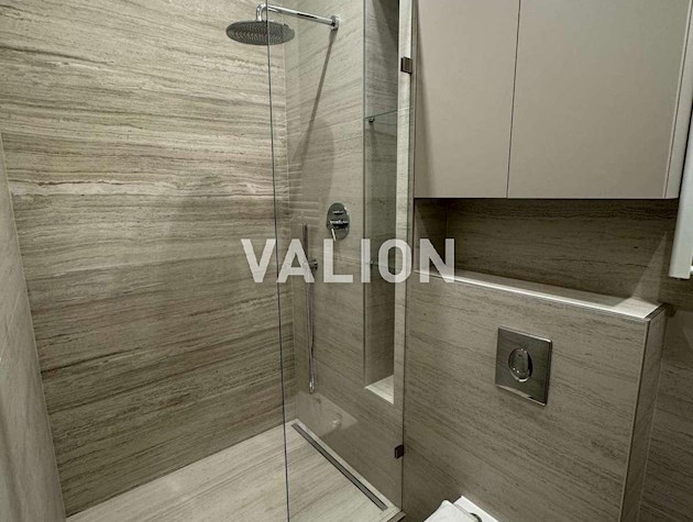 Продам 3-к квартиру вул.Верхогляду (Драгомирова)15б, Печерський район