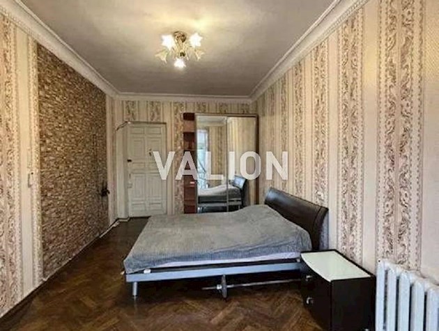 Продаж 2-к квартири просп. Леоніда Каденюка 10/2