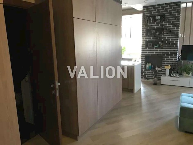 Продажа 1-к квартиры ул. Уинстона Черчилля 4