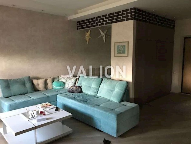 Продажа 1-к квартиры ул. Уинстона Черчилля 4