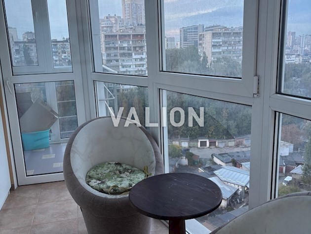 Продам 2 комнатную квартиру в ЖК Изумрудный