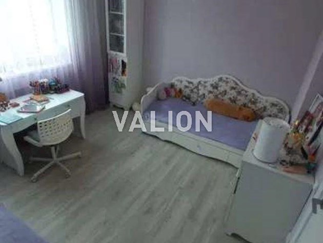 Продажа 3-комнатной квартиры по ул.Пчёлки Елены, 8