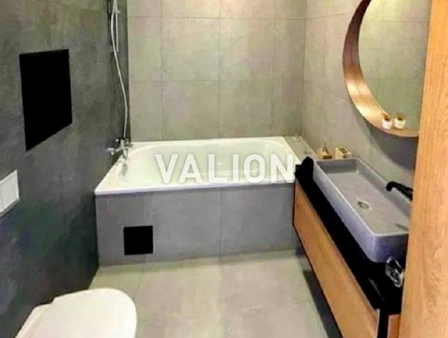 Продажа 2-к квартира ул. Лучевая 42