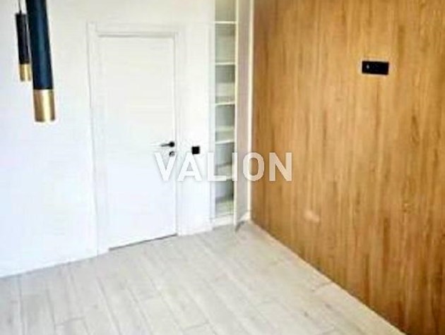 Продажа 2-к квартира ул. Лучевая 42