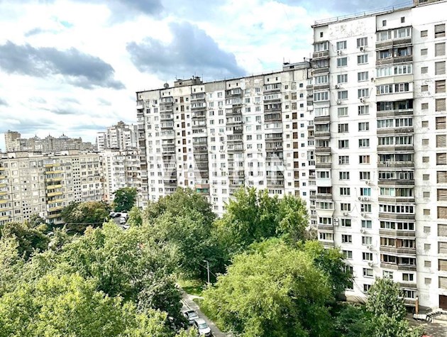 Продаж 1к квартири вул. Пантелеймона Куліша (Челябинська) 15