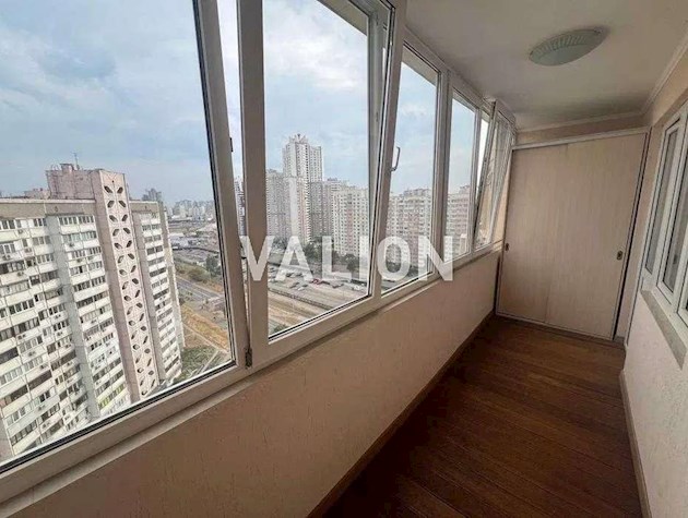 Продажа 3-комнатной квартиры по просп.Григоренко Петра, 23