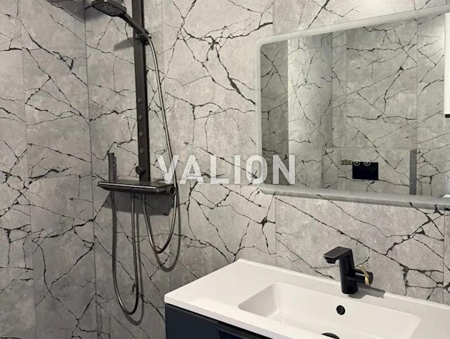 Продажа 2-к квартиры ул. Всеволода Змиенко 21