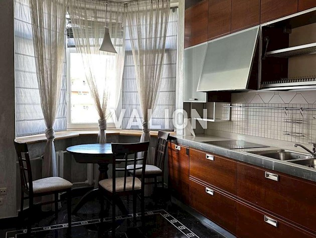 Продажа 4-х квартиры ул.Дмитриевская 13 Шевченковский район