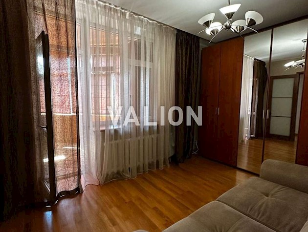 Продажа 4-х квартиры ул.Дмитриевская 13 Шевченковский район