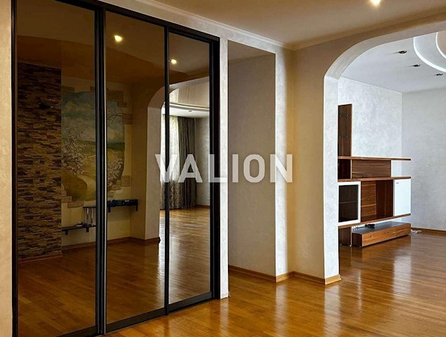 Продажа 4-х квартиры ул.Дмитриевская 13 Шевченковский район