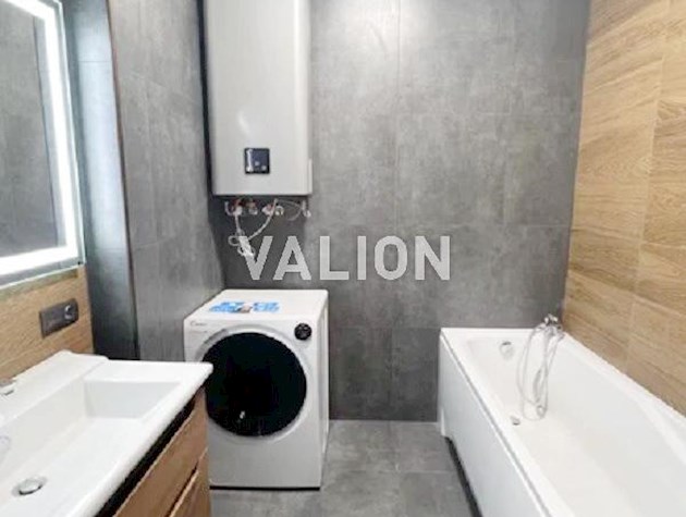 Продам 3 комнатную квартиру ЖК Karaway Tower