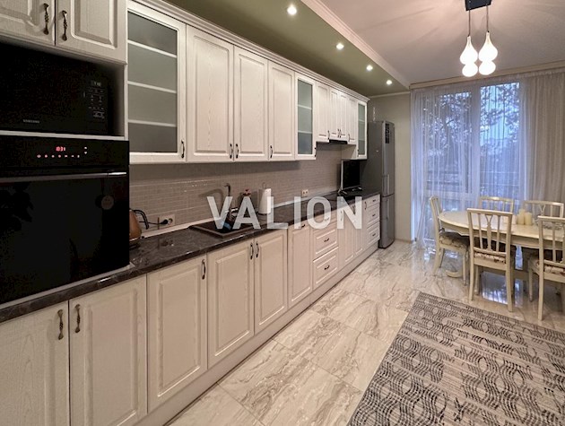 Продается 3-комнатная квартира в ЖК Отдых ул. Анатолия Петрицкого, 21