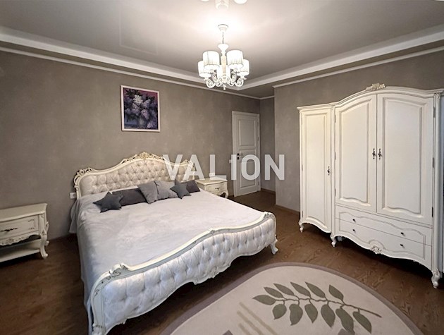 Продается 3-комнатная квартира в ЖК Отдых ул. Анатолия Петрицкого, 21