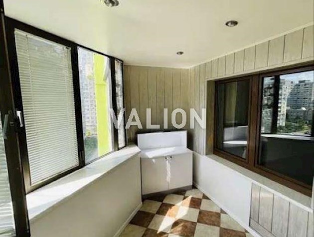 Продаж 3-кімнатної квартири на вул. Лаврухіна, 7