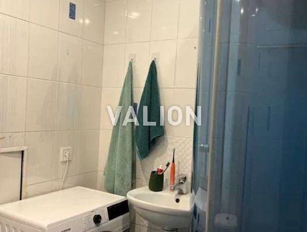 Продажа 2- к квартиры ул. Жилянская 30а